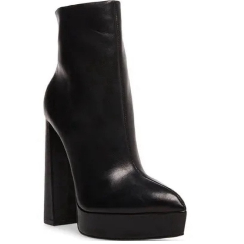 Steven Madden ankle boots